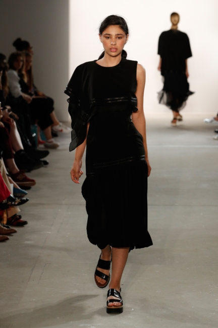 ss-2018_fashion-week-berlin_de_0023_ioana-ciolacu_71836