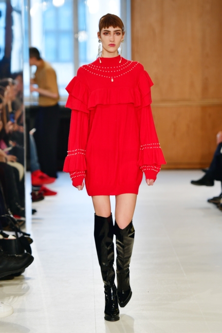 aw-2017_fashion-week-berlin_de_0008_julia-seemann_70524