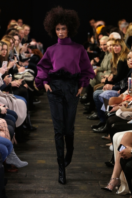 aw-2017_fashion-week-berlin_de_0005_lana-mueller_70121