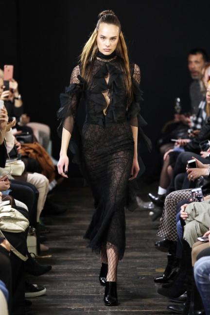 aw-2017_fashion-week-berlin_de_0019_lana-mueller_70107