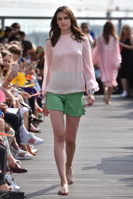 ss-2018_fashion-week-berlin_de_0015_lana-mueller_72607