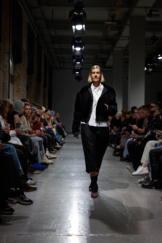 06_ld13_aw24_runway_by_juliusberger