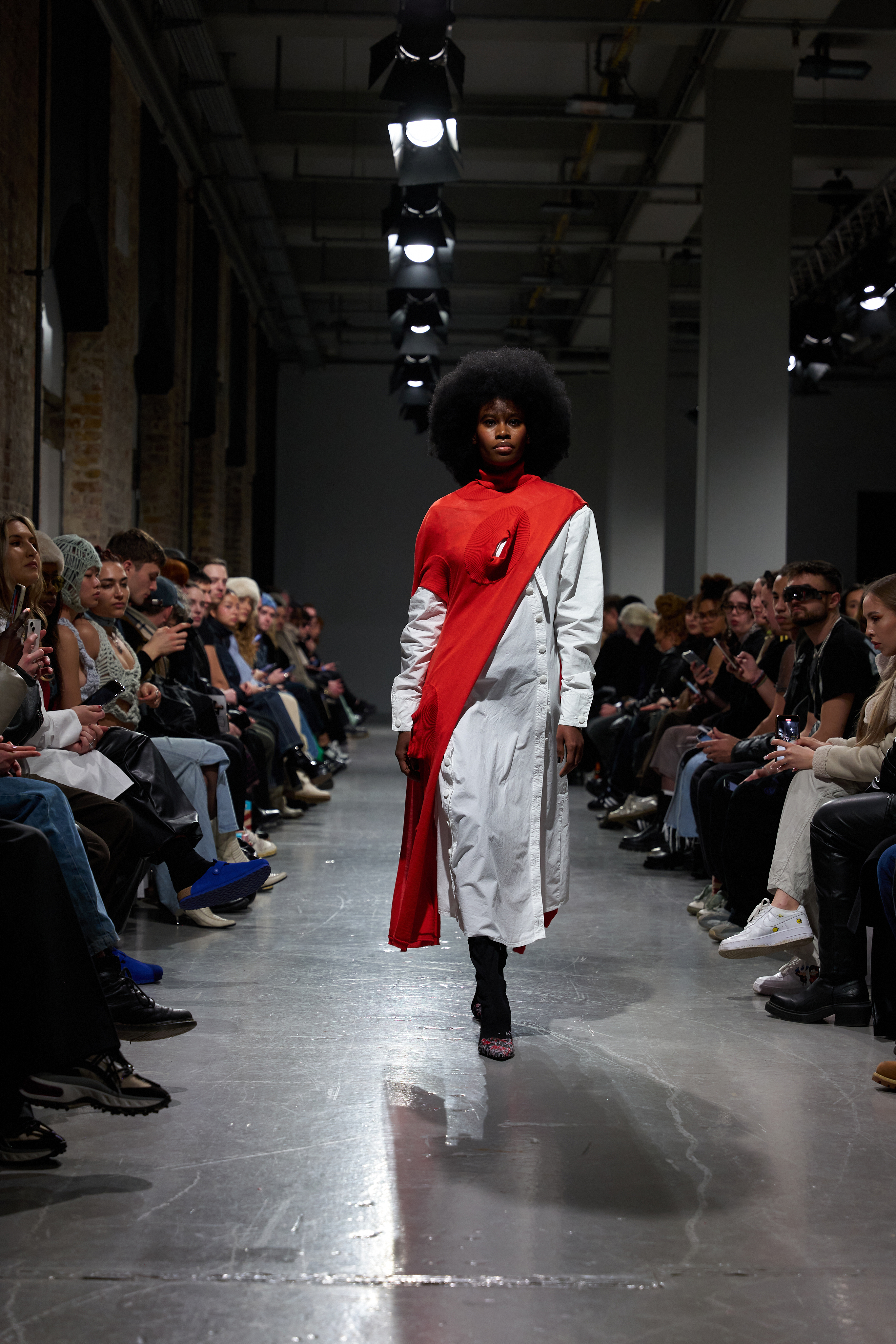 13_ld13_aw24_runway_by_juliusberger