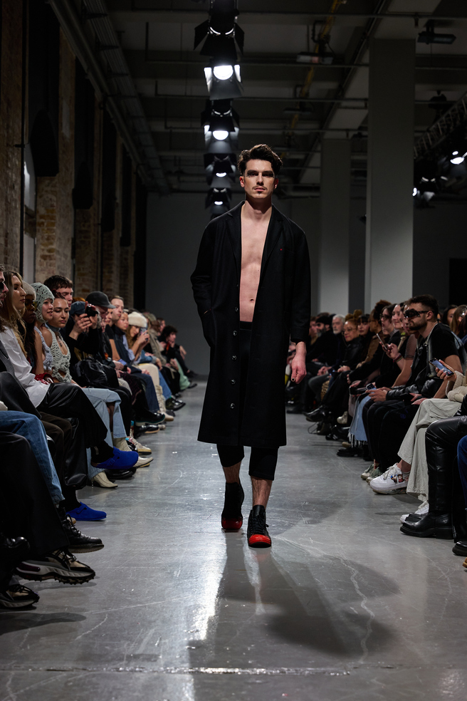 21_ld13_aw24_runway_by_juliusberger