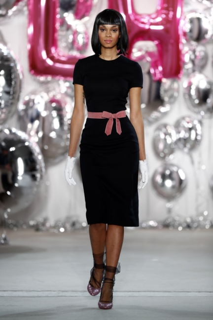 aw-2017_fashion-week-berlin_de_0019_lena-hoschek_69582