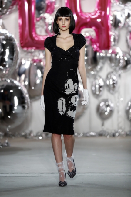 aw-2017_fashion-week-berlin_de_0064_lena-hoschek_69537