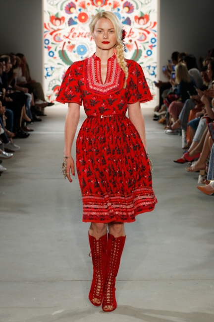 ss-2018_fashion-week-berlin_de_0001_lena-hoschek_71772