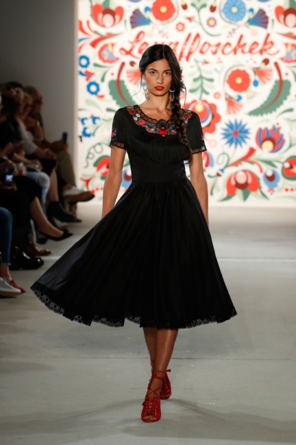 ss-2018_fashion-week-berlin_de_0026_lena-hoschek_71746