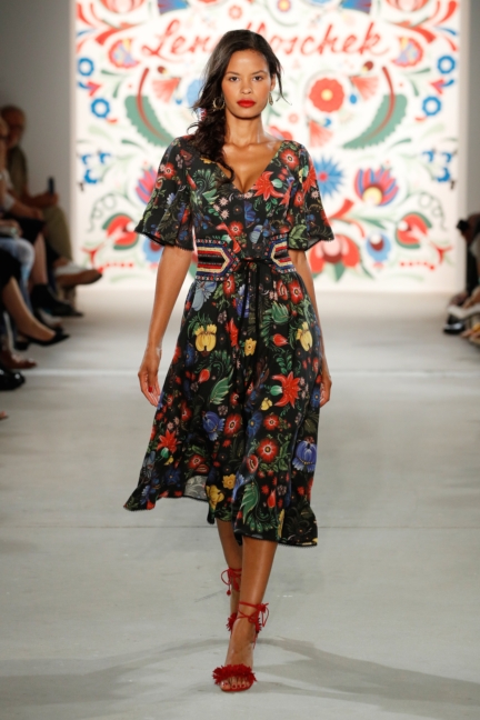 ss-2018_fashion-week-berlin_de_0027_lena-hoschek_71745