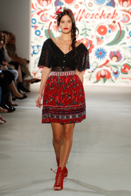 ss-2018_fashion-week-berlin_de_0035_lena-hoschek_71737