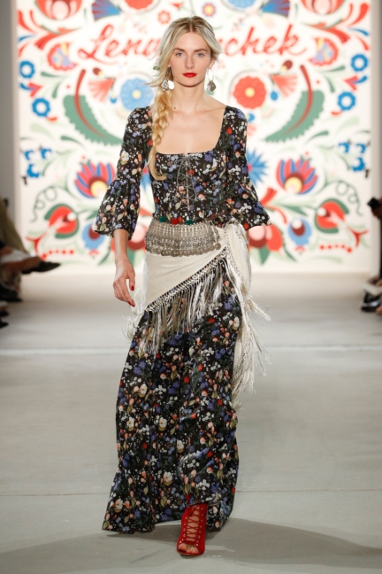 ss-2018_fashion-week-berlin_de_0039_lena-hoschek_71733