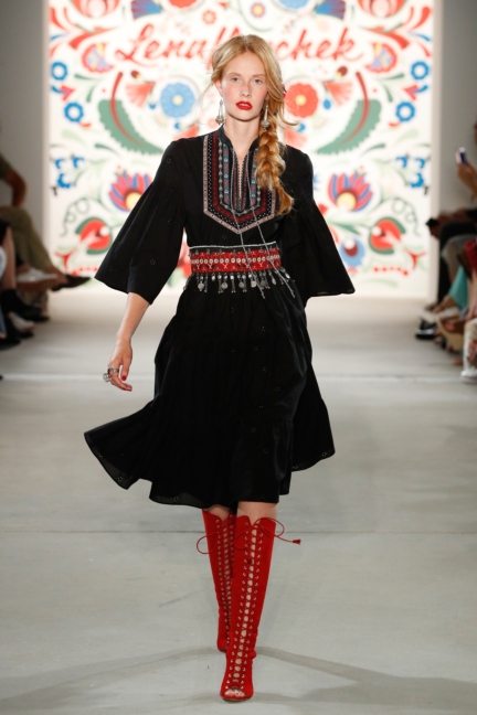 ss-2018_fashion-week-berlin_de_0053_lena-hoschek_71719