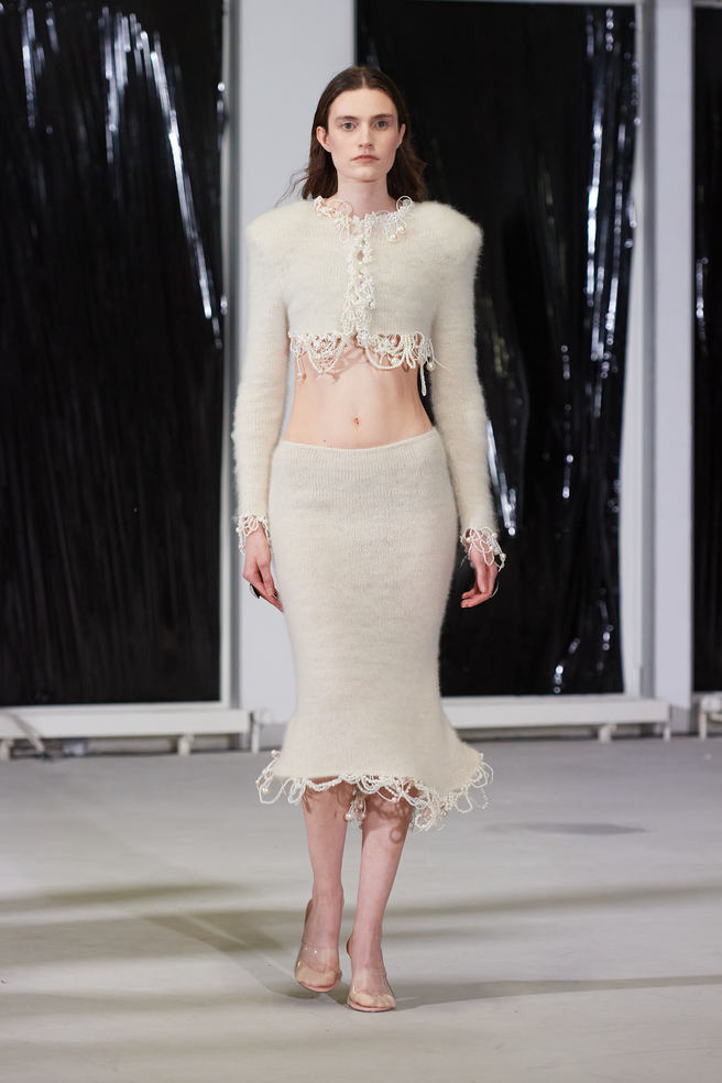 lou_de_betoly_aw24_look001_by_james_cochrane_for_bfw