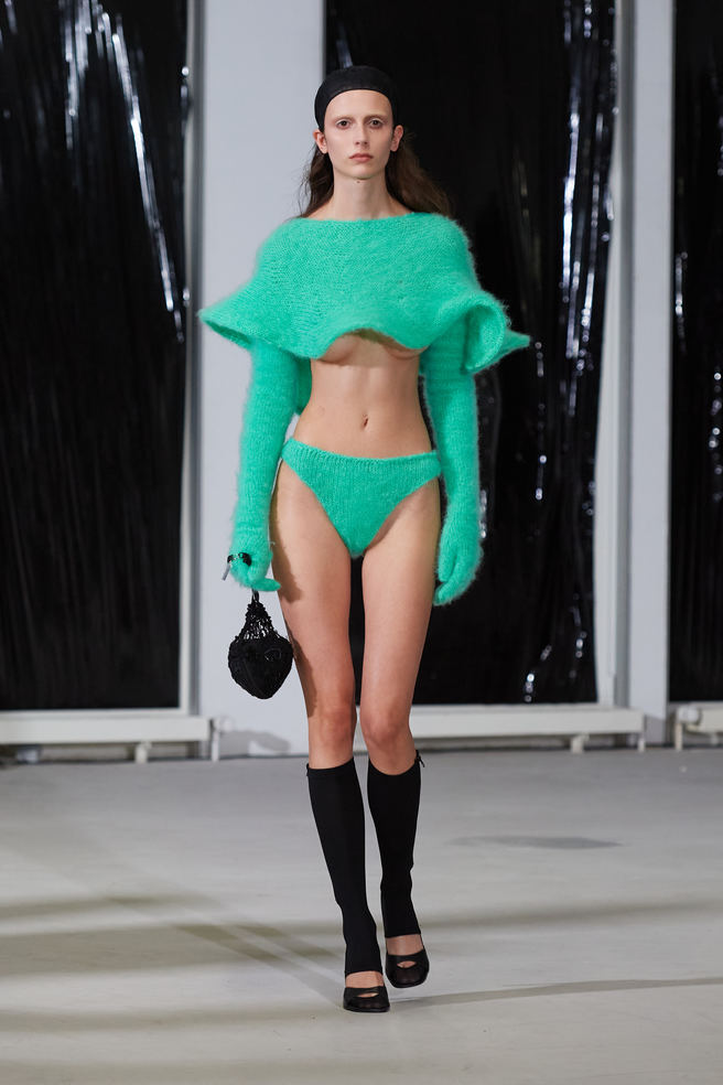 lou_de_betoly_aw24_look009_by_james_cochrane_for_bfw