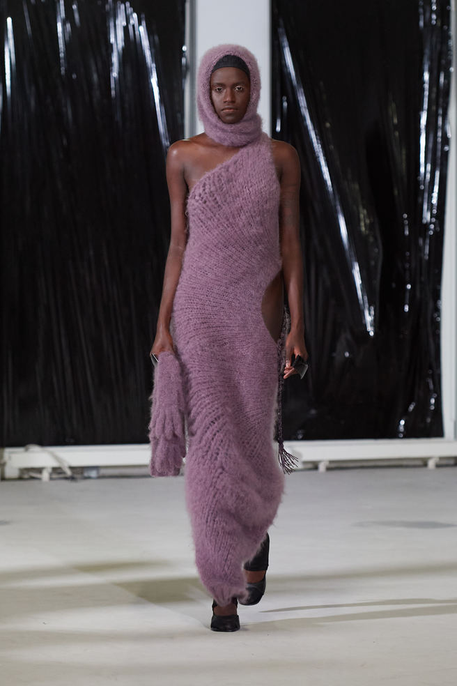 lou_de_betoly_aw24_look010_by_james_cochrane_for_bfw