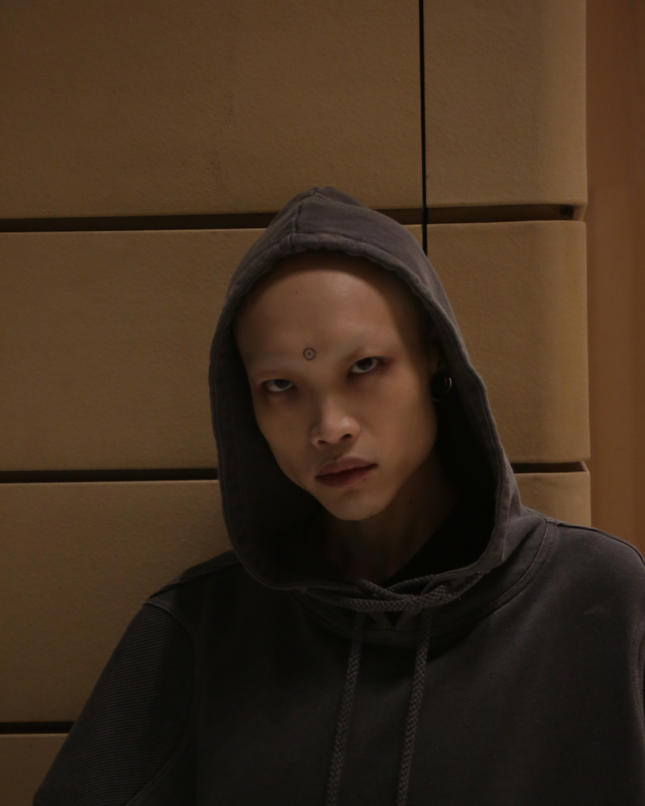 marie_lueder_bts_by_ioannis_papadakis16