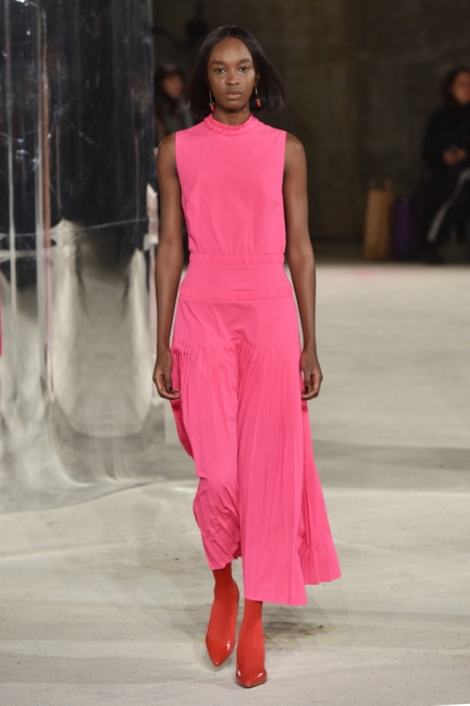 aw-2017_fashion-week-berlin_de_0005_malaikaraiss_69880