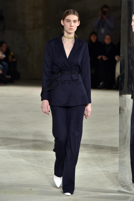 aw-2017_fashion-week-berlin_de_0013_malaikaraiss_69872