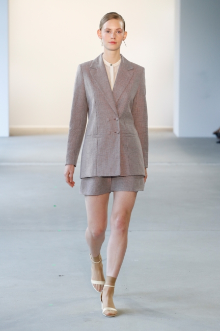 ss-2018_fashion-week-berlin_de_0010_malaikaraiss_71949