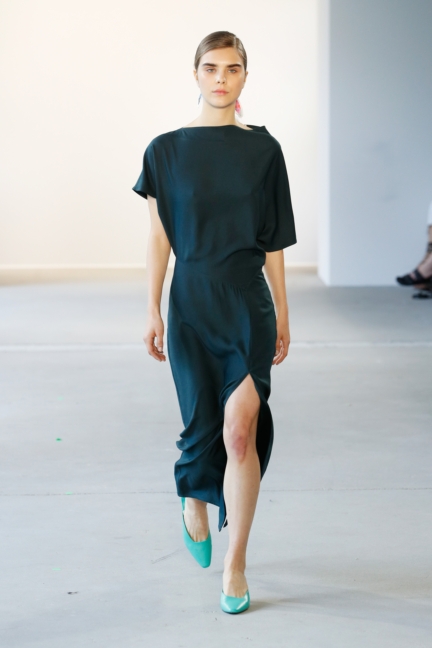 ss-2018_fashion-week-berlin_de_0014_malaikaraiss_71945