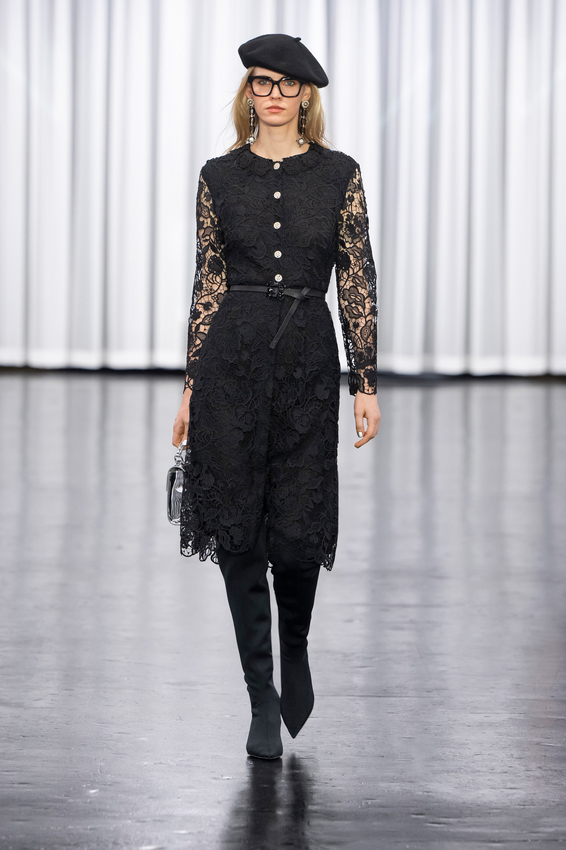 29_marc_cain_aw24_runway_by_stefan_knauer