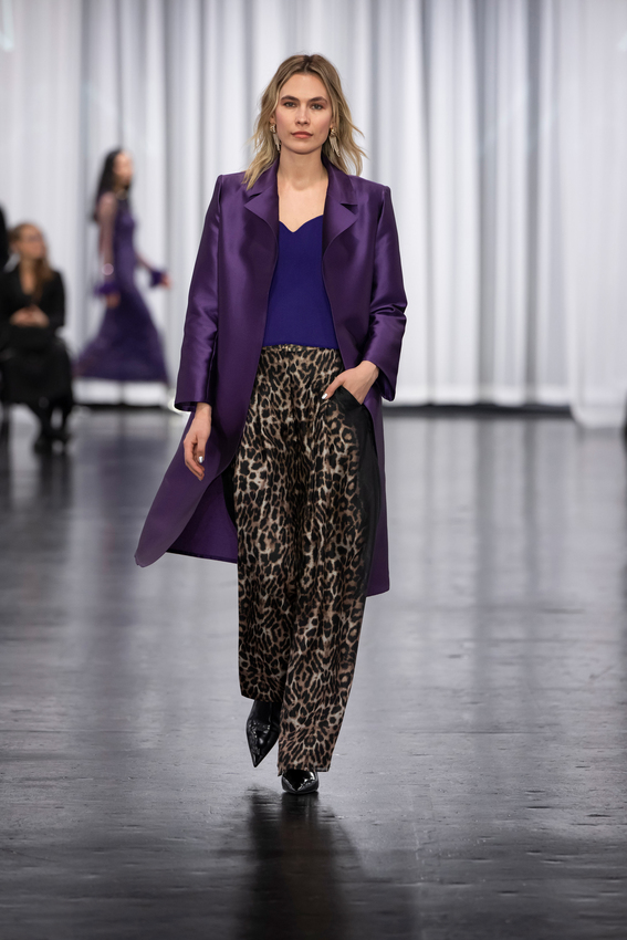 30_marc_cain_aw24_runway_by_stefan_knauer