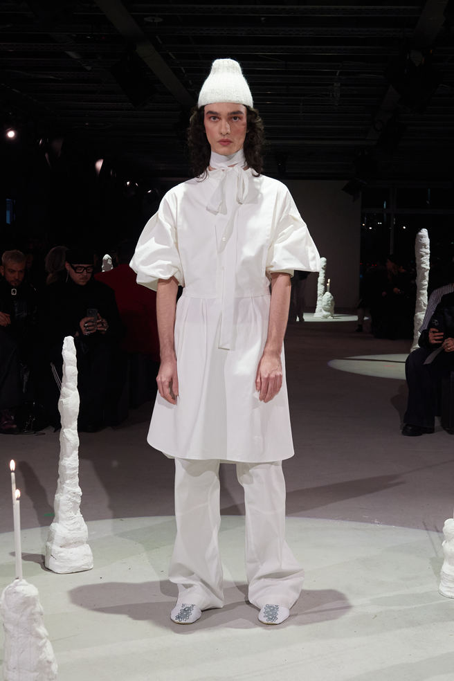 marke_aw24_look001_by_james_cochrane_for_bfw