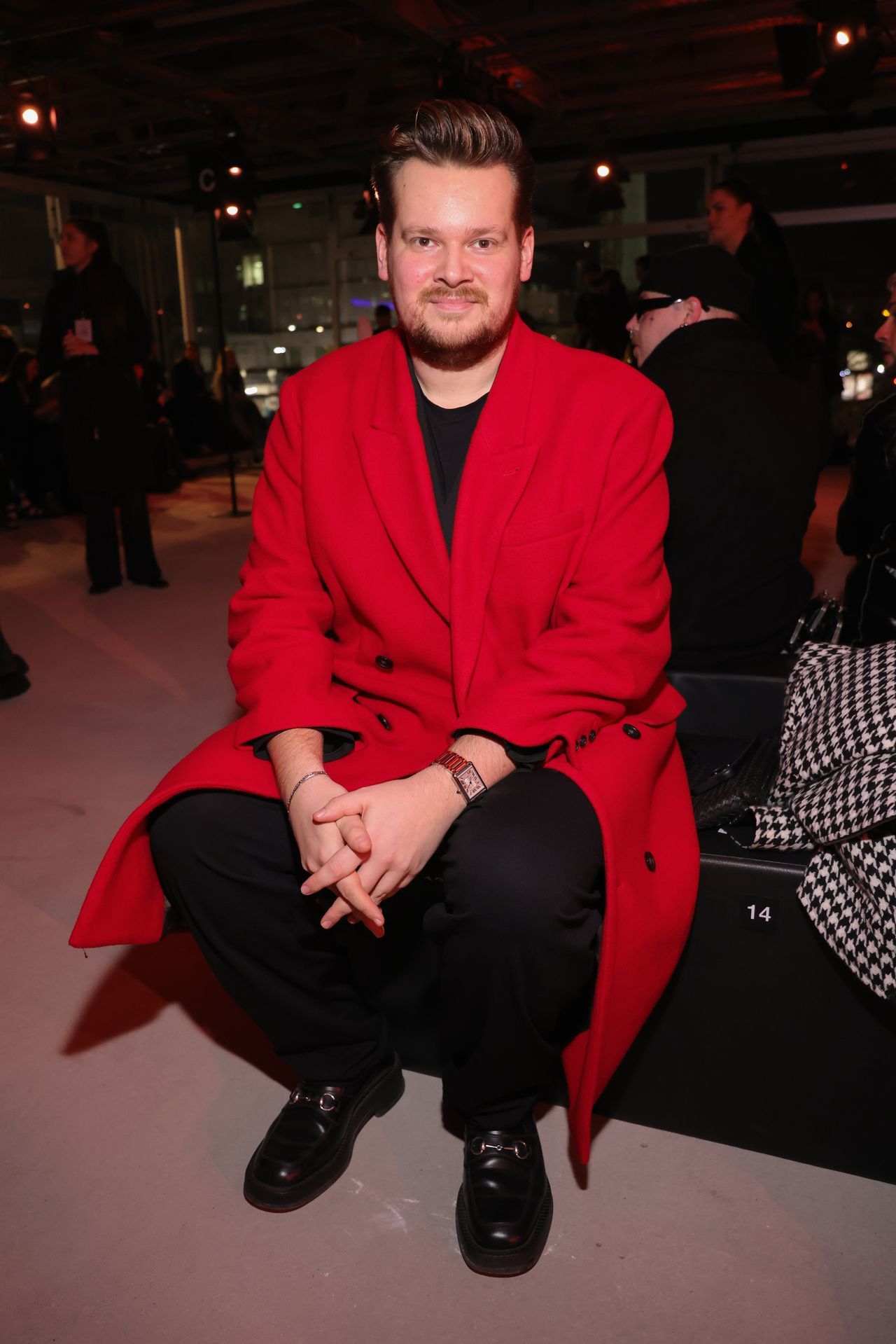 newest-bfw-aw24-joshuasammer-marke-frontrow-web-021