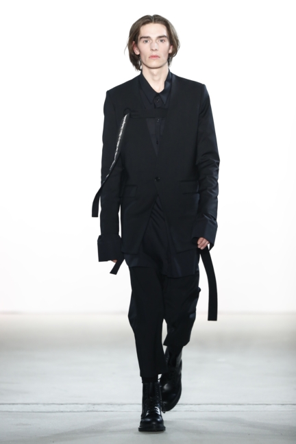 aw-2017_fashion-week-berlin_de_0010_odeur-studios_70960