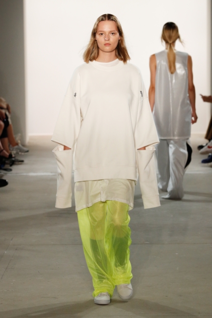 ss-2018_fashion-week-berlin_de_0024_odeur_72818