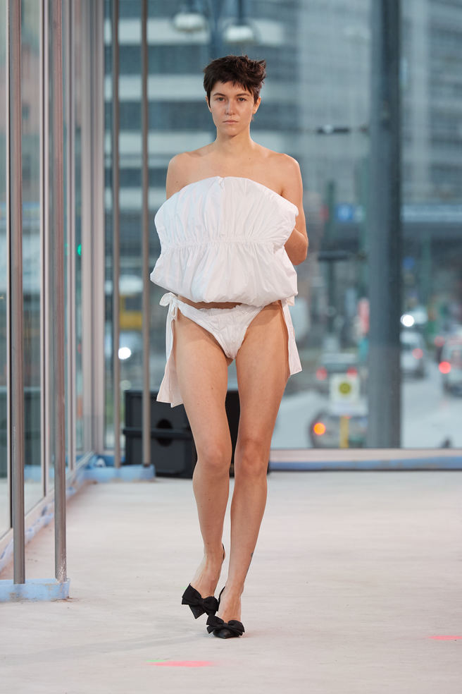 olivia_ballard_aw24_look002_by_james_cochrane_for_bfw
