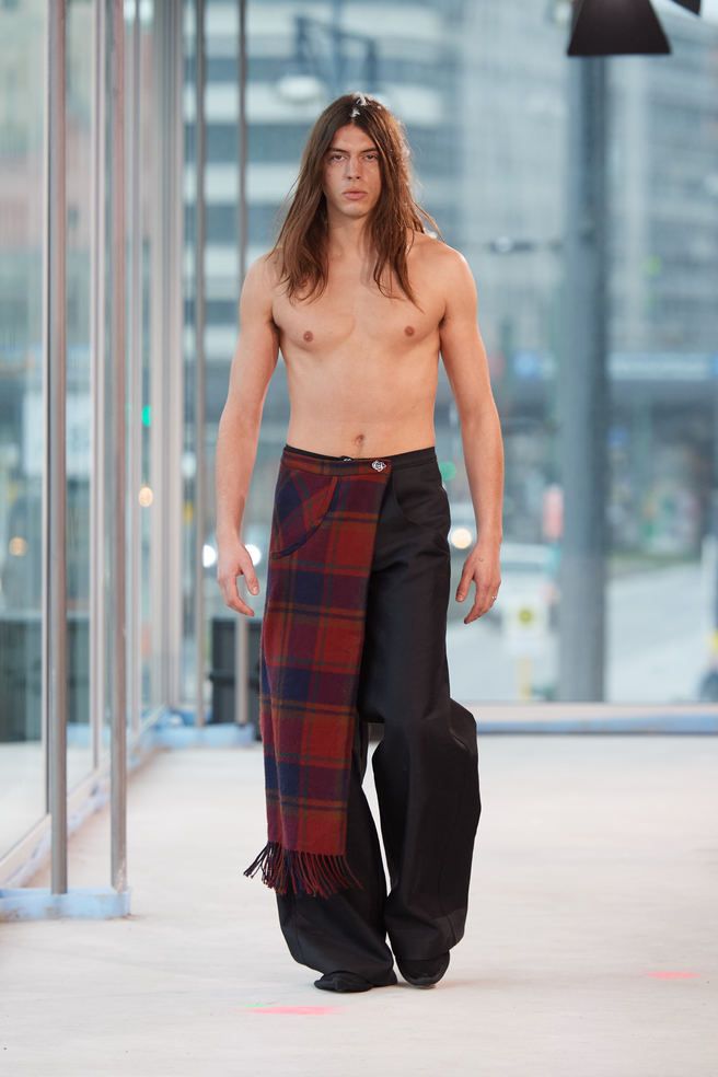 olivia_ballard_aw24_look013_by_james_cochrane_for_bfw