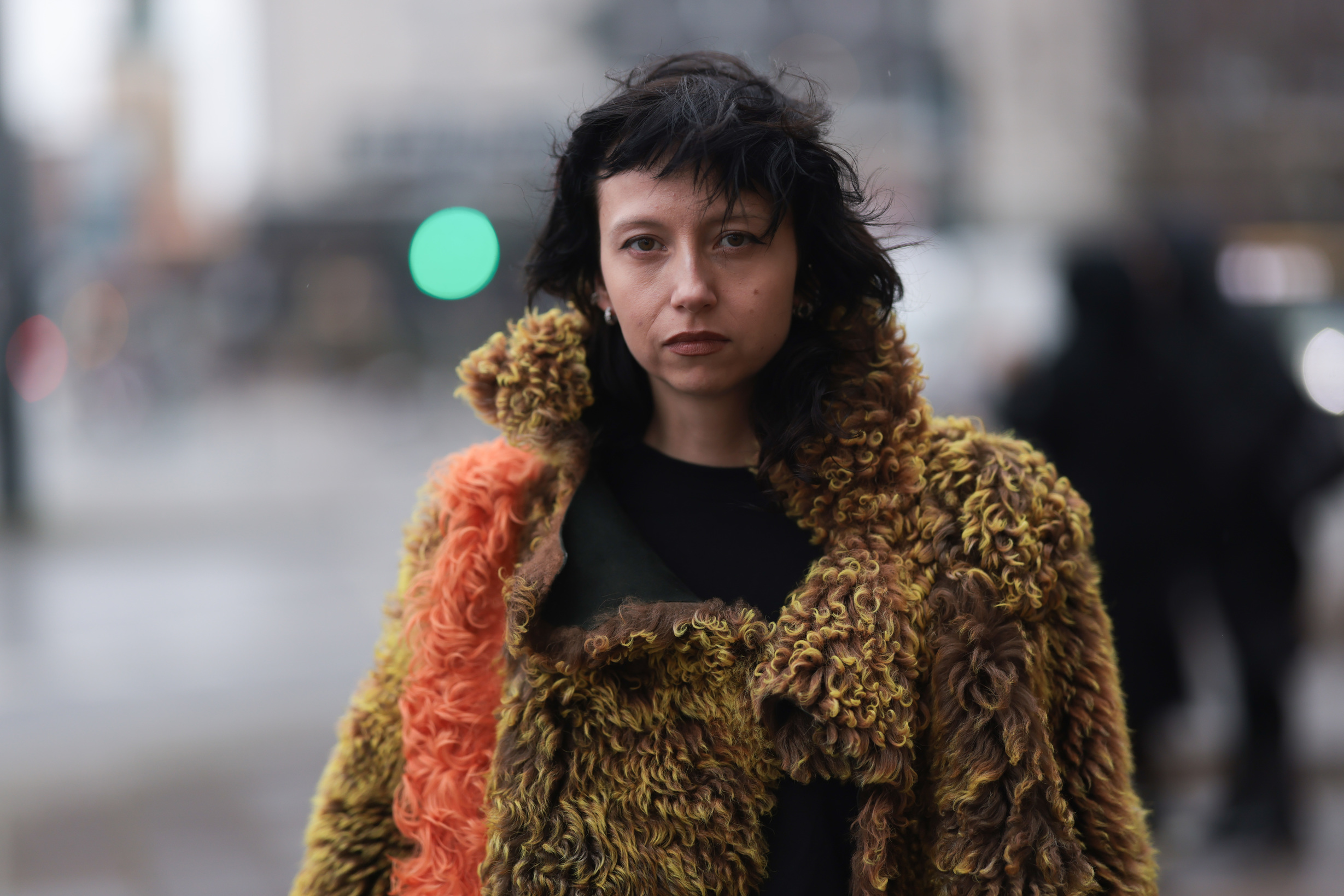 366a3040oliviaballard_aw24_streetstyle_ameliekahl_by_jeremymoeller_for_bfw