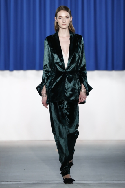 aw-2017_fashion-week-berlin_de_0014_perret-schaad_70345