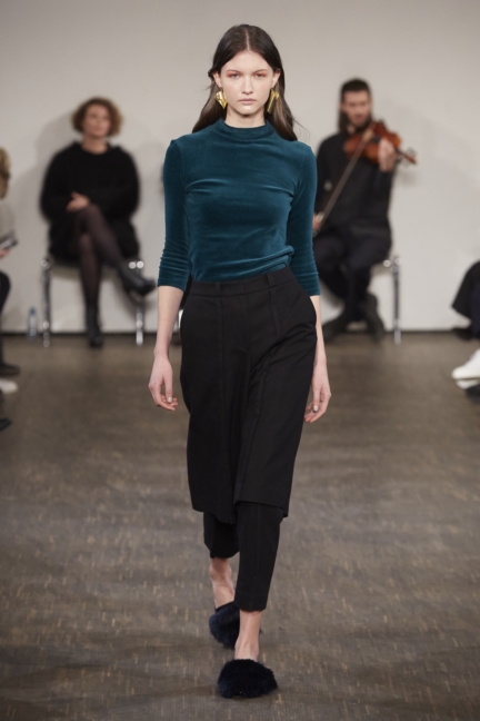 aw-2017_fashion-week-berlin_de_0001_philomena-zanetti_69987