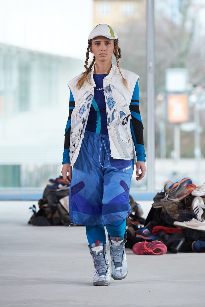 plngns_aw24_look013_by_james_cochrane_for_bfw