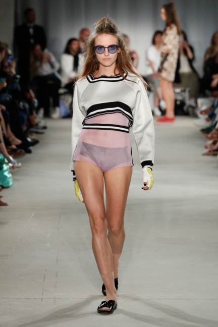 ss-2018_fashion-week-berlin_de_0028_rebekka-ruetz_72040