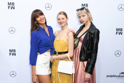 775183859ys00046_rebekka_ru