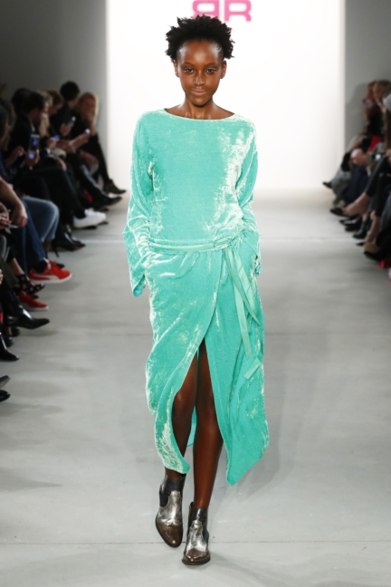 aw-2017_fashion-week-berlin_de_0022_riani_69791