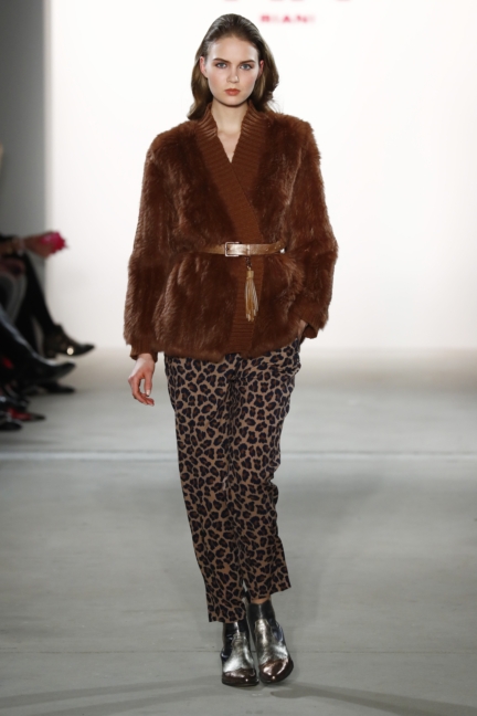 aw-2017_fashion-week-berlin_de_0042_riani_69771