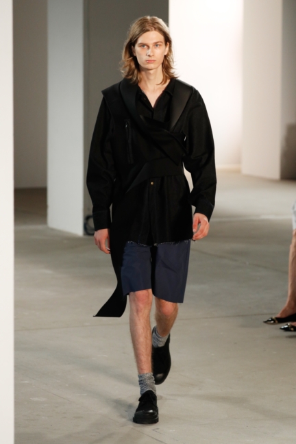 ss-2018_fashion-week-berlin_de_0019_vladimir-karaleev_72727