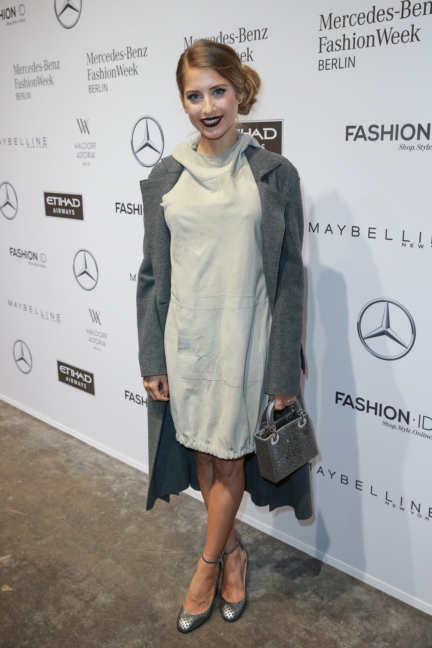 aw-2017_fashion-week-berlin_de_0007_cathy-hummels_69828