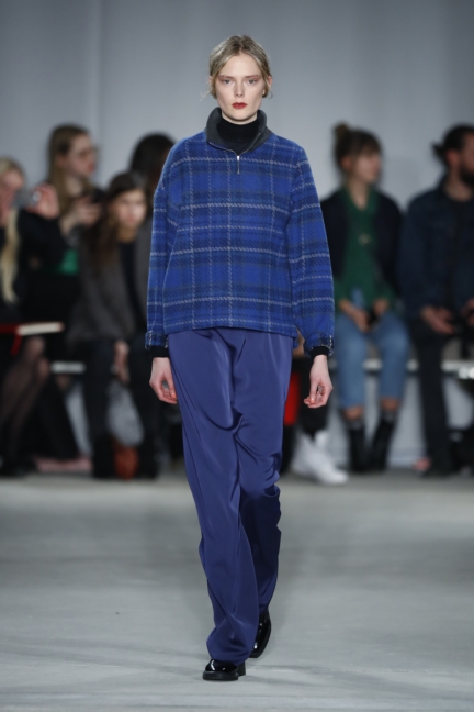 aw-2017_fashion-week-berlin_de_0025_vladimir-karaleev_70661