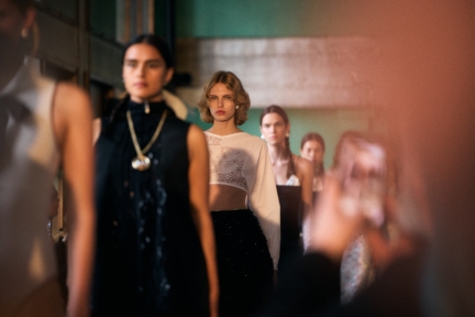 chanel_cruise-2024_25-show-cite-radieuse-le-corbusier-unite-dhabitation-marseille-flc-adagp-paris-2024-109-hd