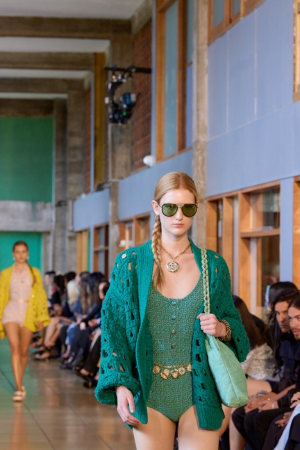 chanel_cruise-2024_25-show-cite-radieuse-le-corbusier-unite-dhabitation-marseille-flc-adagp-paris-2024-24-hd