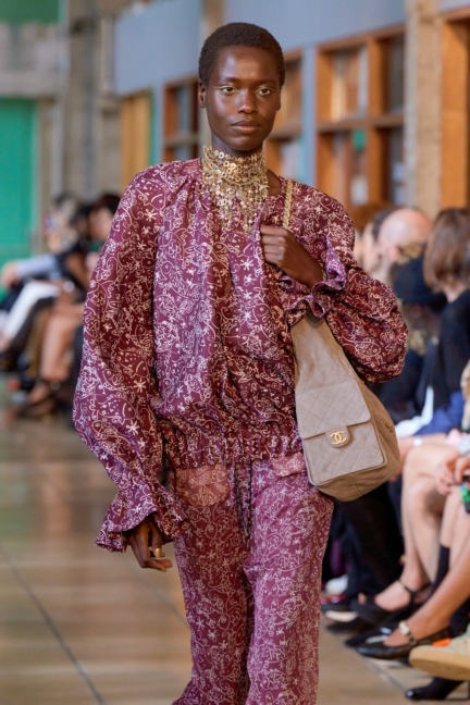 chanel_cruise-2024_25-show-cite-radieuse-le-corbusier-unite-dhabitation-marseille-flc-adagp-paris-2024-28-hd