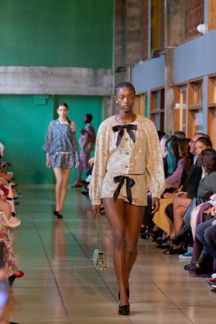 chanel_cruise-2024_25-show-cite-radieuse-le-corbusier-unite-dhabitation-marseille-flc-adagp-paris-2024-31-hd