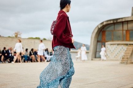 chanel_cruise-2024_25-show-cite-radieuse-le-corbusier-unite-dhabitation-marseille-flc-adagp-paris-2024-46-hd