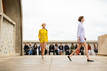 chanel_cruise-2024_25-show-cite-radieuse-le-corbusier-unite-dhabitation-marseille-flc-adagp-paris-2024-71-hd