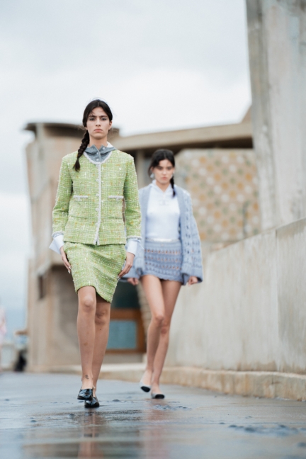 chanel_cruise-2024_25-show-cite-radieuse-le-corbusier-unite-dhabitation-marseille-flc-adagp-paris-2024-82-hd